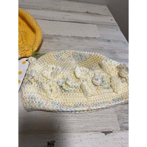 Two hand made crocheted hats - Picture 3 of 5